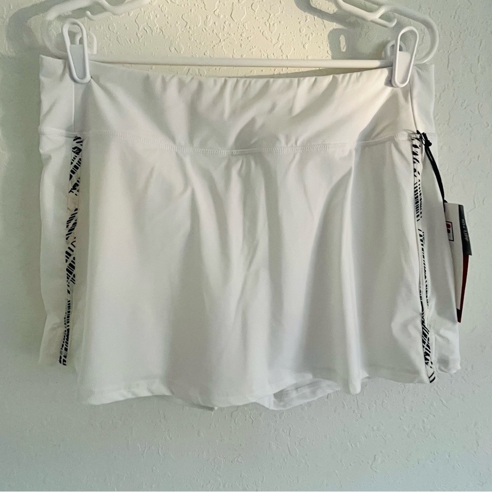 NWT Fila Women's Tennis Skort Skirt Performa Energy + UV White Extra Large